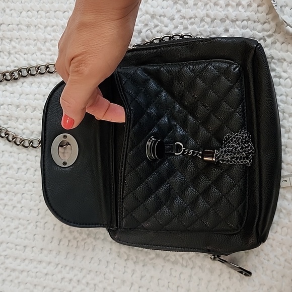 Steve Madden quilted crossbody bag - Picture 4 of 7